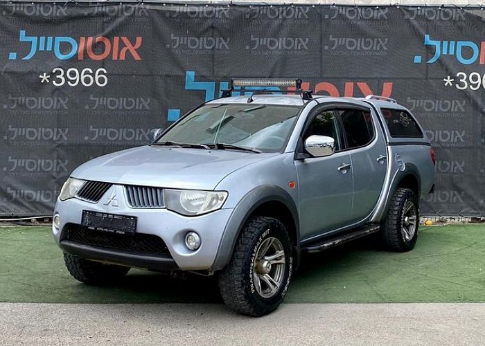 מיצובישי L200 2*4